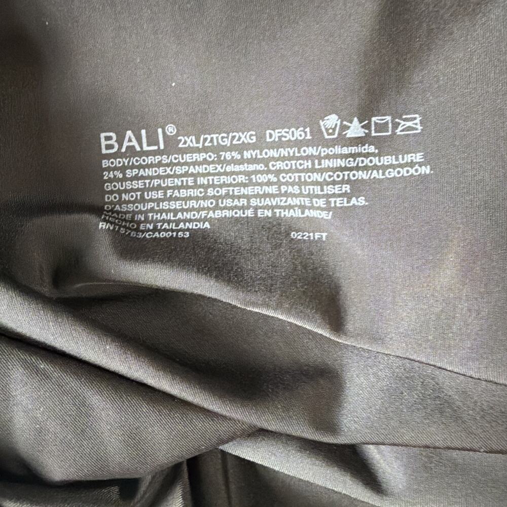 Bali Sz 2XL Black Shaping Bodysuit Firm Control Built In Bra Seamless Sculpting - Picture 4 of 8